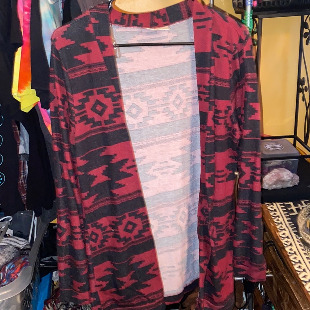 Light long sleeve sweater